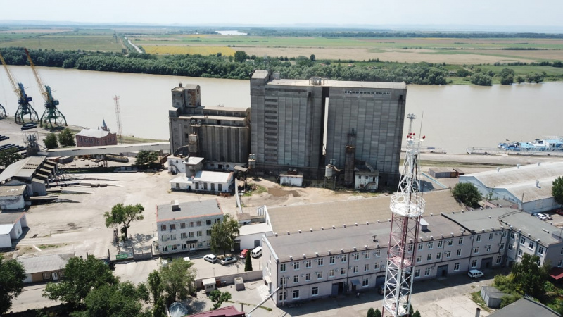 В Одеській області прикордонники завадили незаконному експорту більше 7 тис. тонн пшениці